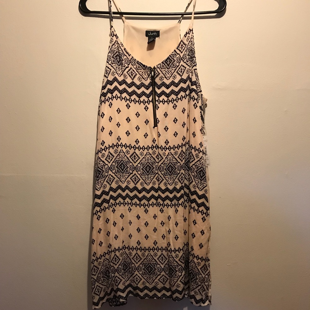 Justify size medium printed dress